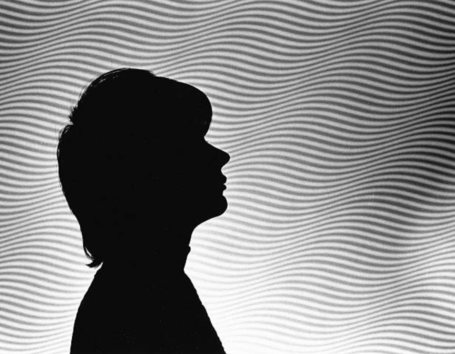 Happy birthday Bridget Riley.
A superb photograph by Jack Mitchell, 1975 