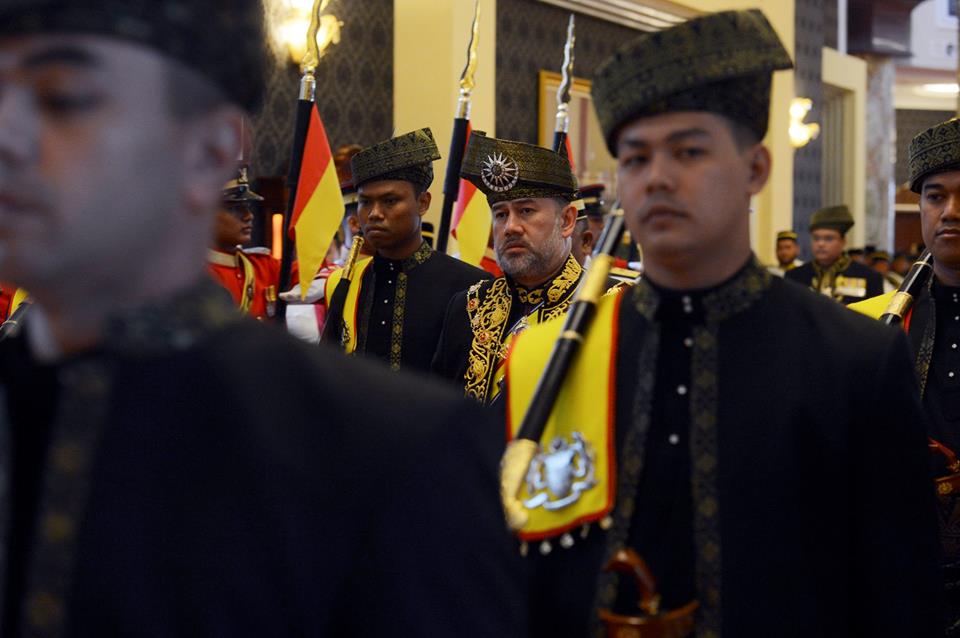 Sultan Kelantan letak jawatan, Sultan Pahang dipilih Yang di 