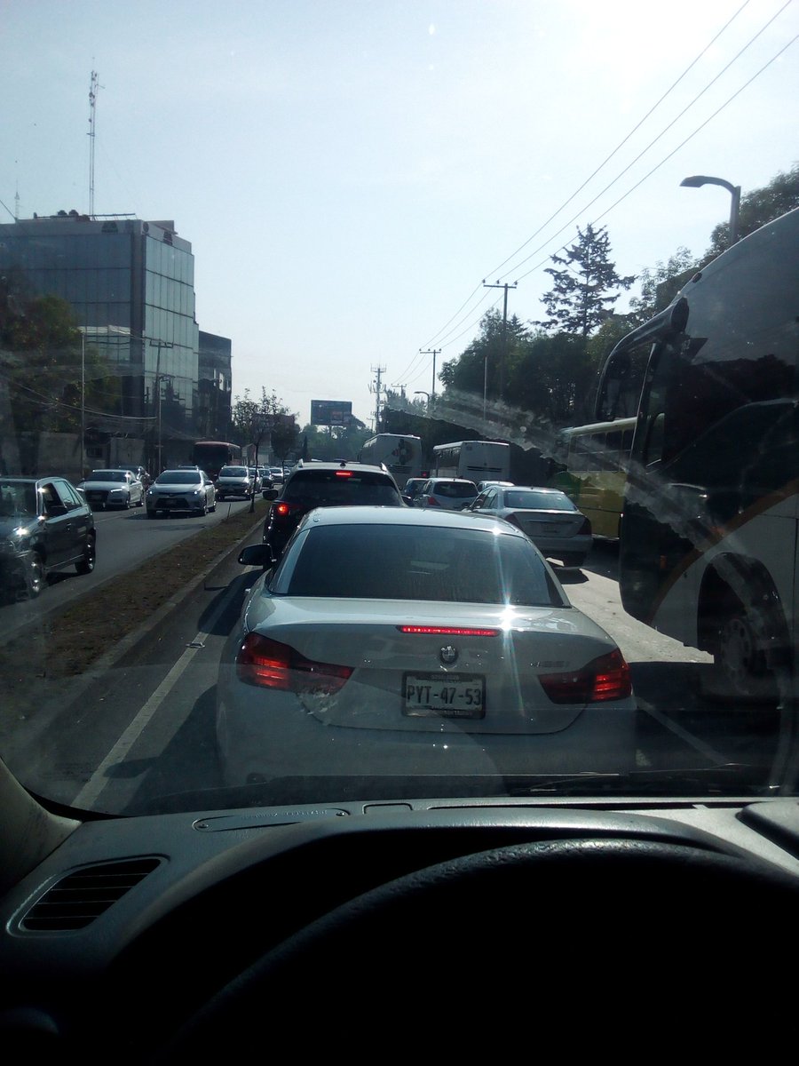 TabascoHOY's tweet image. ⚡#EsTendencia Se registra bloqueo en av. #Constituyentes a las afueras de la @SHCP_mx,  en la #CDMX. Sigue con TabascoHOY.com