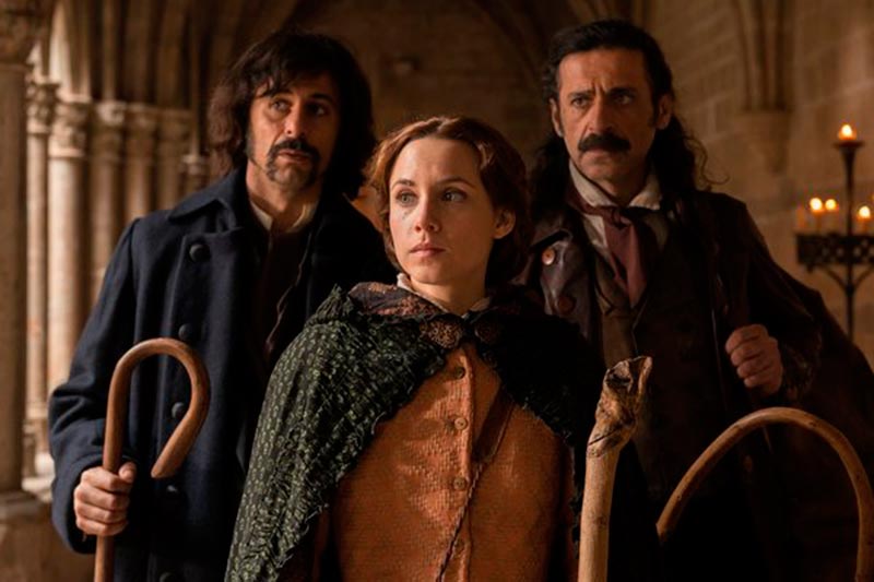 FilmMagazine's tweet image. Todo lo que debes saber sobre la nueva temporada de #ElMinisterioDelTiempo ►goo.gl/vuvLOA