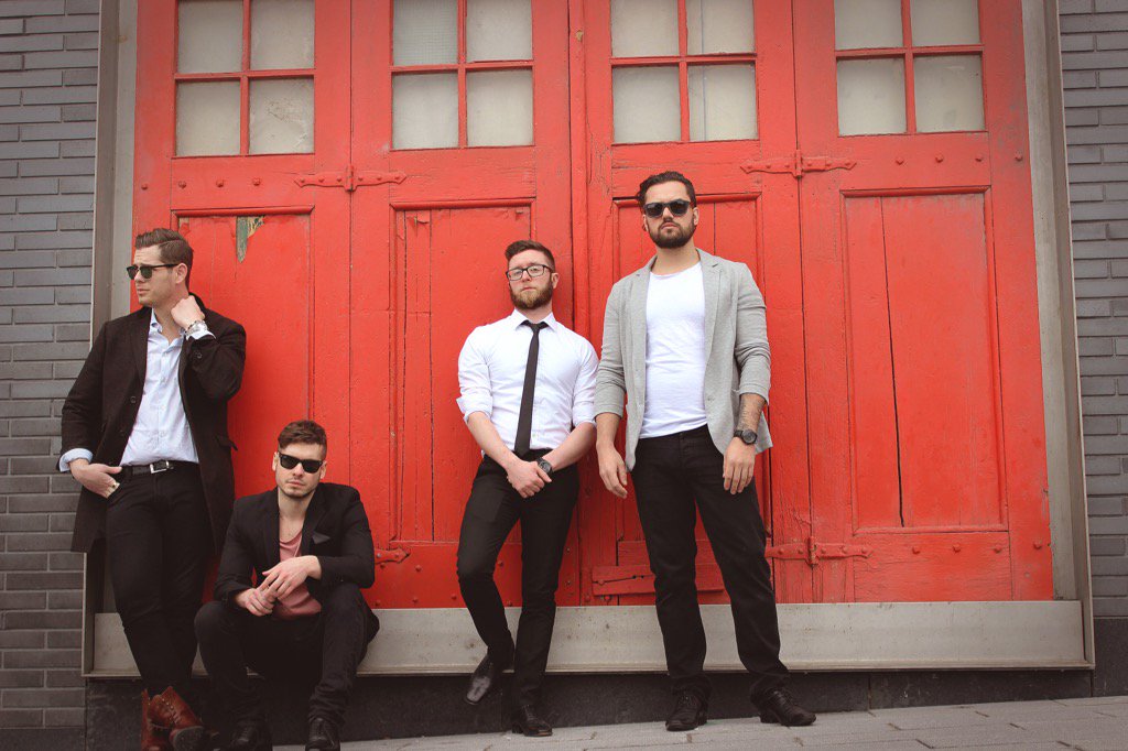 We're live <a href="/hardrocktoronto/">HRC Toronto</a> May 19! Rock with us 1 last time b4 this historical landmark closes #Toronto #walkwaves