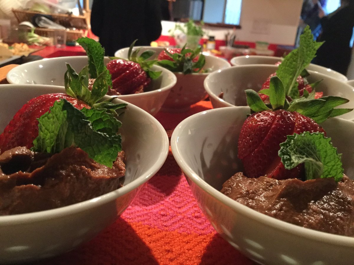 The racial divide in #urbanag was nonexistent during a delicious dialogue with @GoodSoilEvents &amp; <a href="/GroundedWomen/">Grounded Women</a> 💚🙏🏾🌱🍓