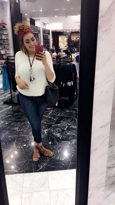 Living 10 minutes from the strip is a must💋🌸 https://t.co/bpOFA1HTuz