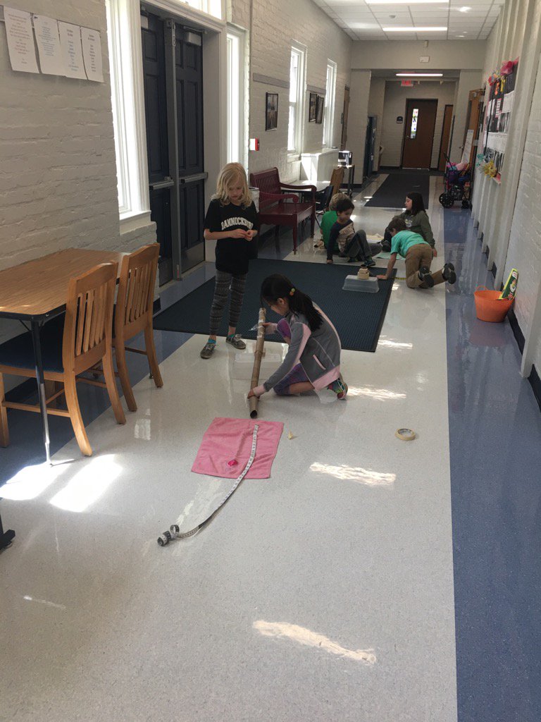 2ndgradekramer's tweet photo. Ramps and marbles!#bsd106 @MLCmath https://t.co/XutfsATBQy
