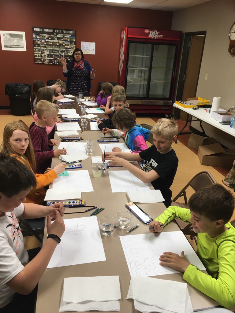 DavidMHanson's tweet image. Wyndmere Artist in residence is underway....Learning some great water color skills.