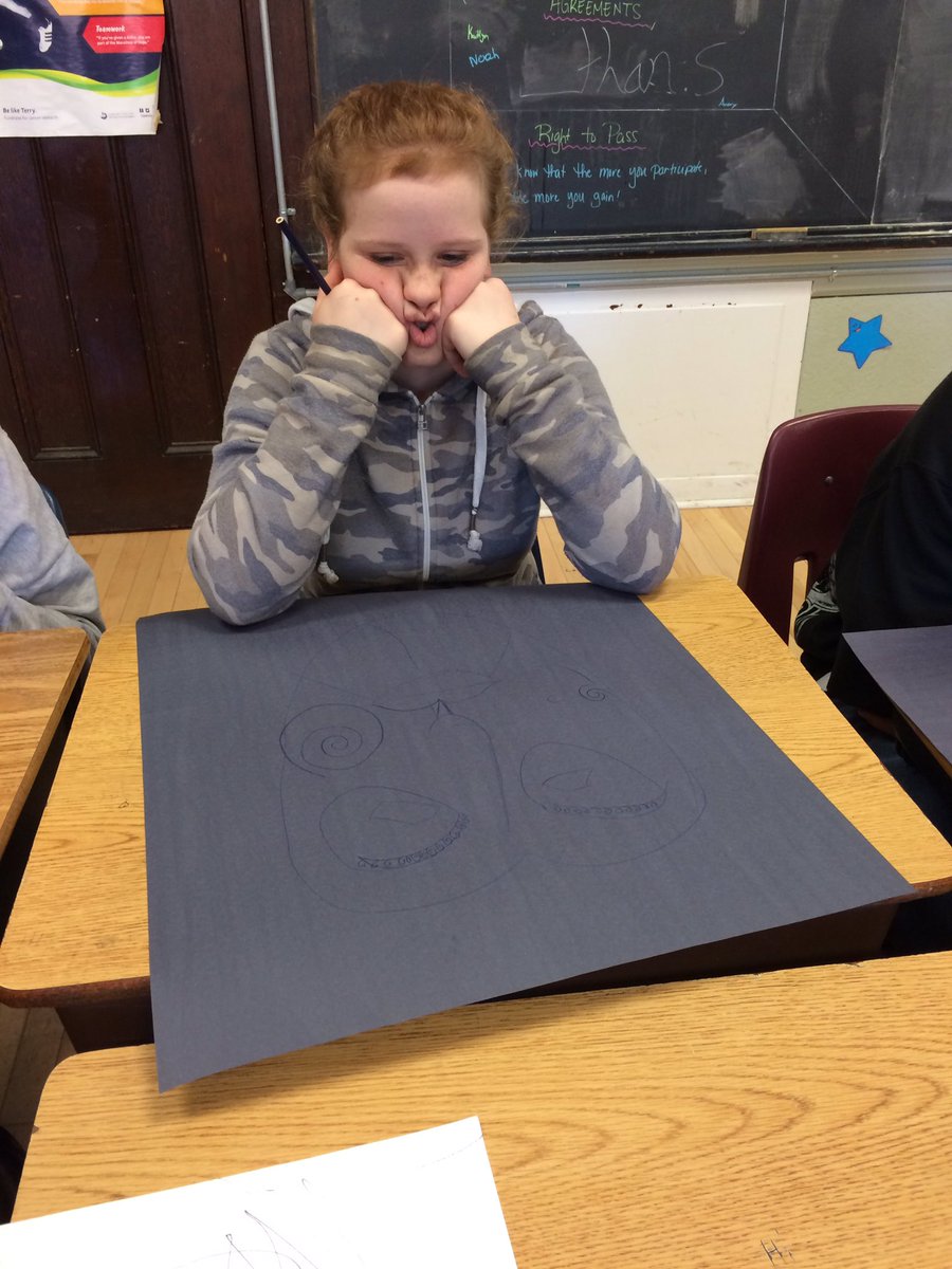 TaraMcFarling1's tweet photo. Creating @silberzweig inspired "selfies" today in our art class @MajorBallachey @GEDSB #masterpiecesinprogress https://t.co/o8lzMnz2wd