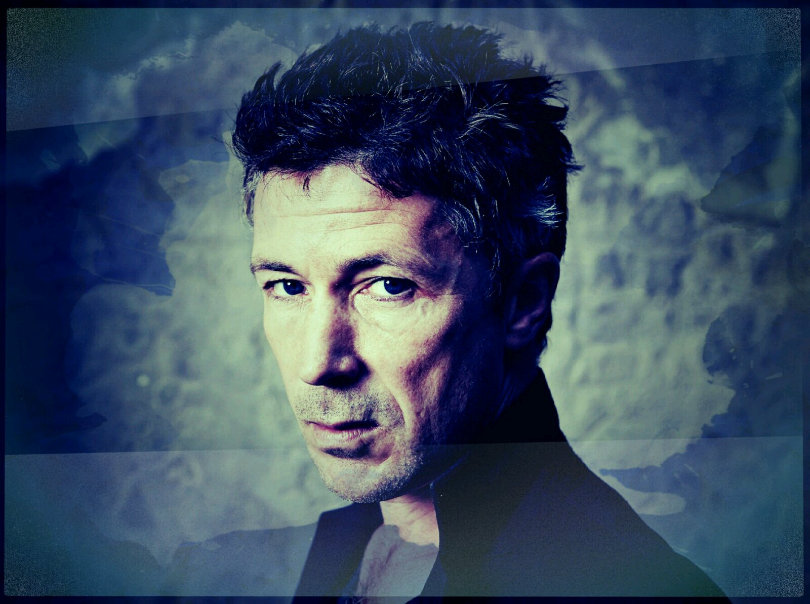 || A happy birthday to one of the most gorgeous creatures on this planet, Aidan Gillen!

*Edit is my own. No taking. 