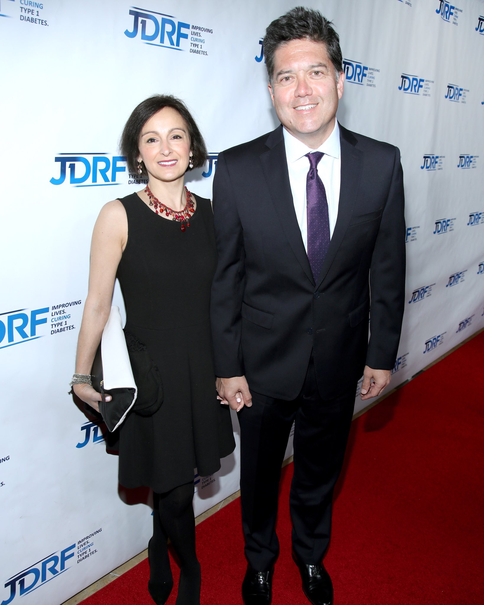 Frank Buckley on Twitter: "Proud to be on the board and to participate in  the @JDRF_LA Imagine Gala w/my beautiful wife Elena Pearce Buckley.  https://t.co/emibNDOv4E" / Twitter