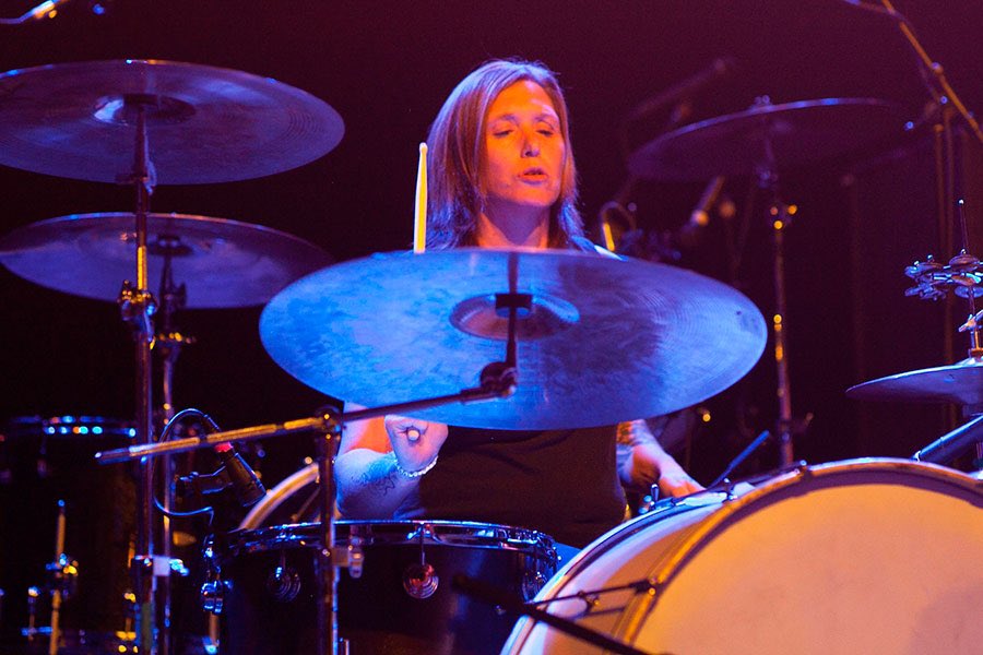     Happy birthday to the amazing Patty Schemel! ¡Feliz cumpleaños 