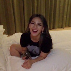 ㅡ: baby, me like yuh. 💫