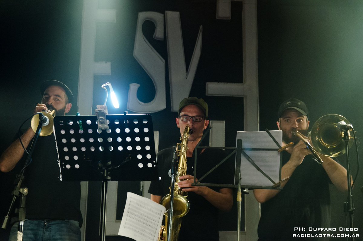 Asi pasaron <a href="/lossobrevuelo/">· SobreVuelo ·</a> en el festejo de sus diez años. #SV10AÑOS Te dejamos todas las fotos acá goo.gl/sVPS2x