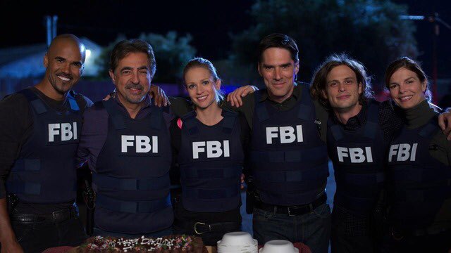zolabaileyellis's tweet image. Criminal Minds
- shows life as an FBI agent
- Morgan and Garcia&apos;s flirting
- Dr. Spencer Reid
- the cast is like a family, on and off-screen