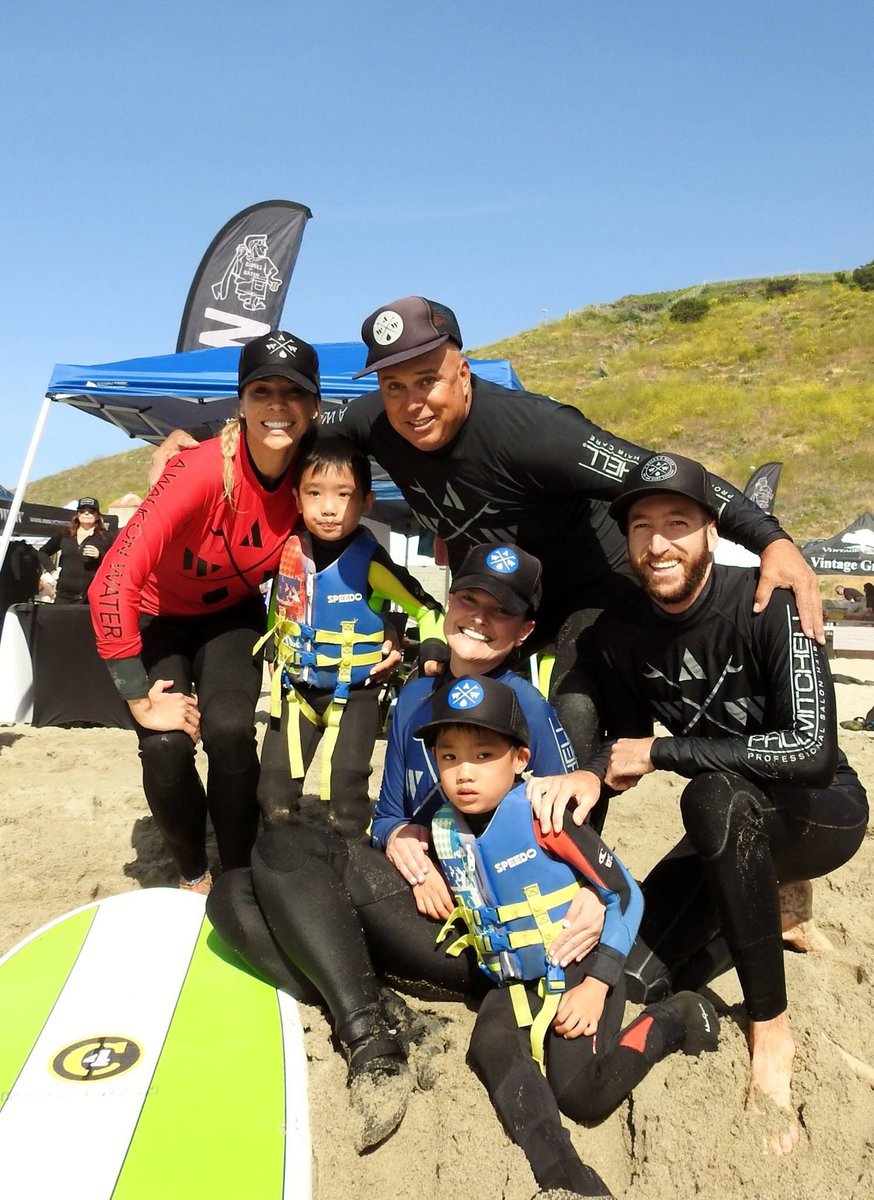 So grateful for another epic day with @awalkonwater1 kicking off the 2017 season at Surfrider Beach. #awowmalibu #wearesurftherapy 🌊💧💙