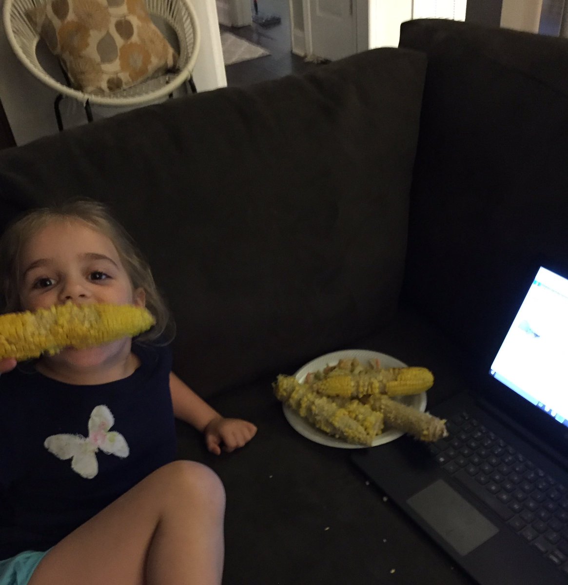 Fesluv's tweet photo. @TrimGoEMAW @hosienation ... the New ... #CornMaster ... https://t.co/OMURuPRSEQ