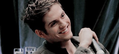 _lapop_'s tweet image. look at this angel #HappyBirthdayDanielSharman