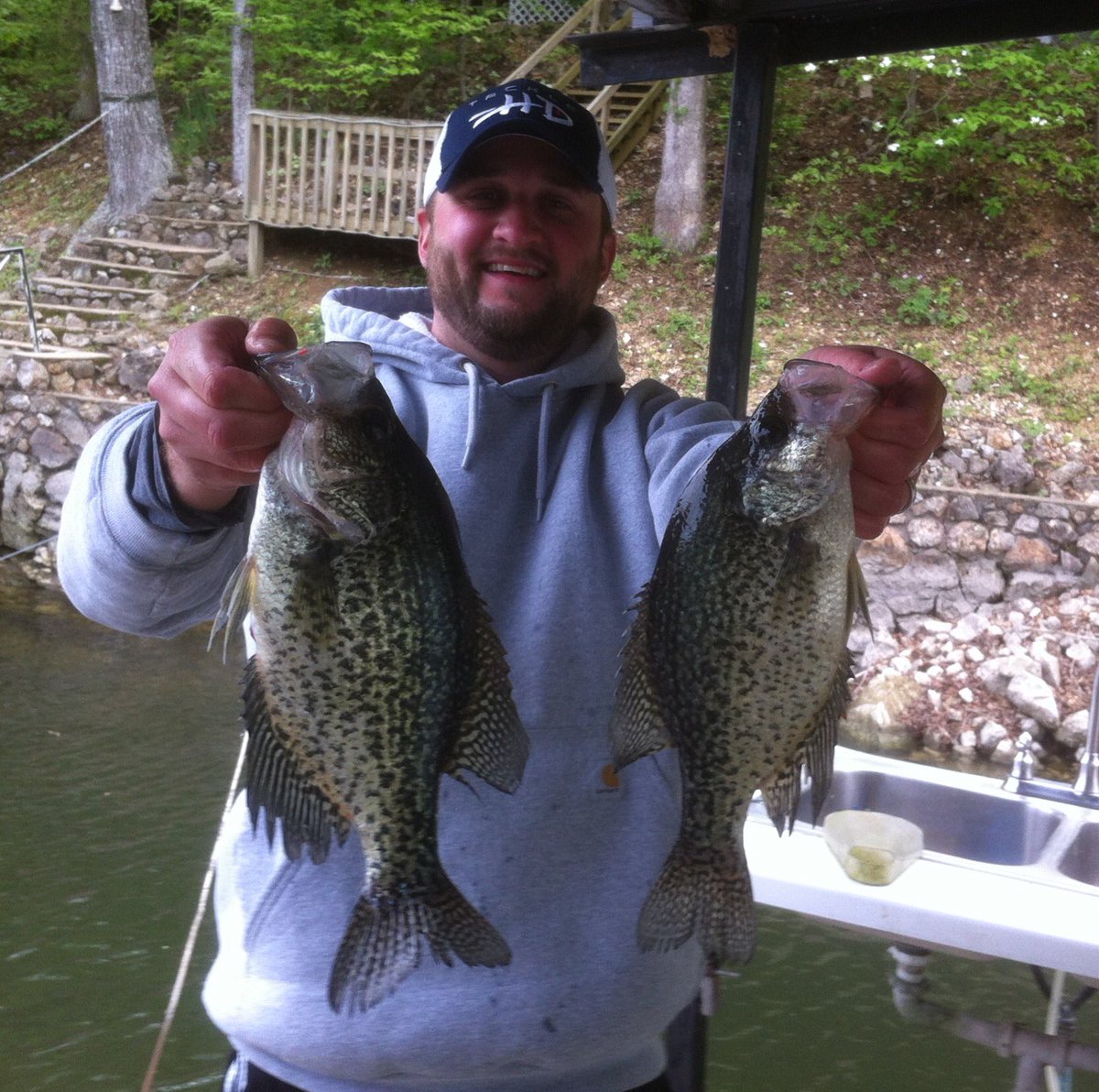 Paul1228's tweet photo. Another great weekend on Lake of the Ozarks! #SpottedBass #Slabs #LOZ #Ozarks https://t.co/kL5vc7FN3F