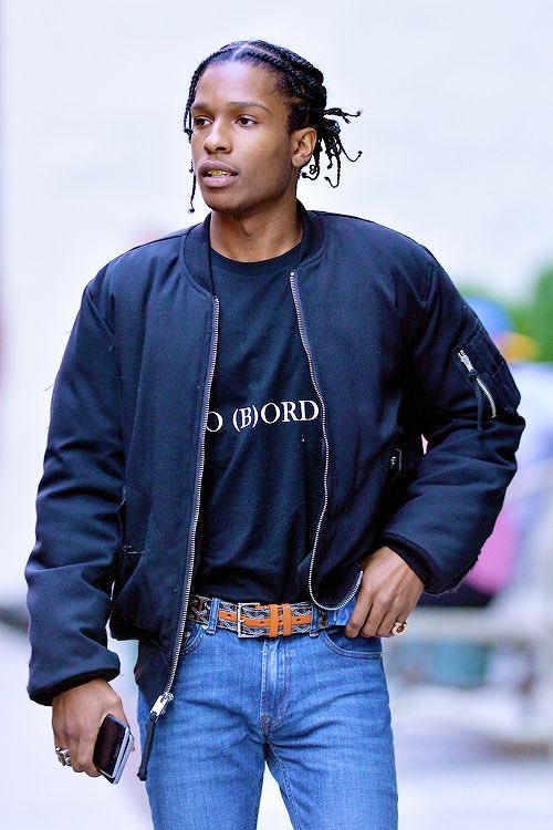 X 上的NutBOI：「Travis Scott look like the bootleg version of Asap