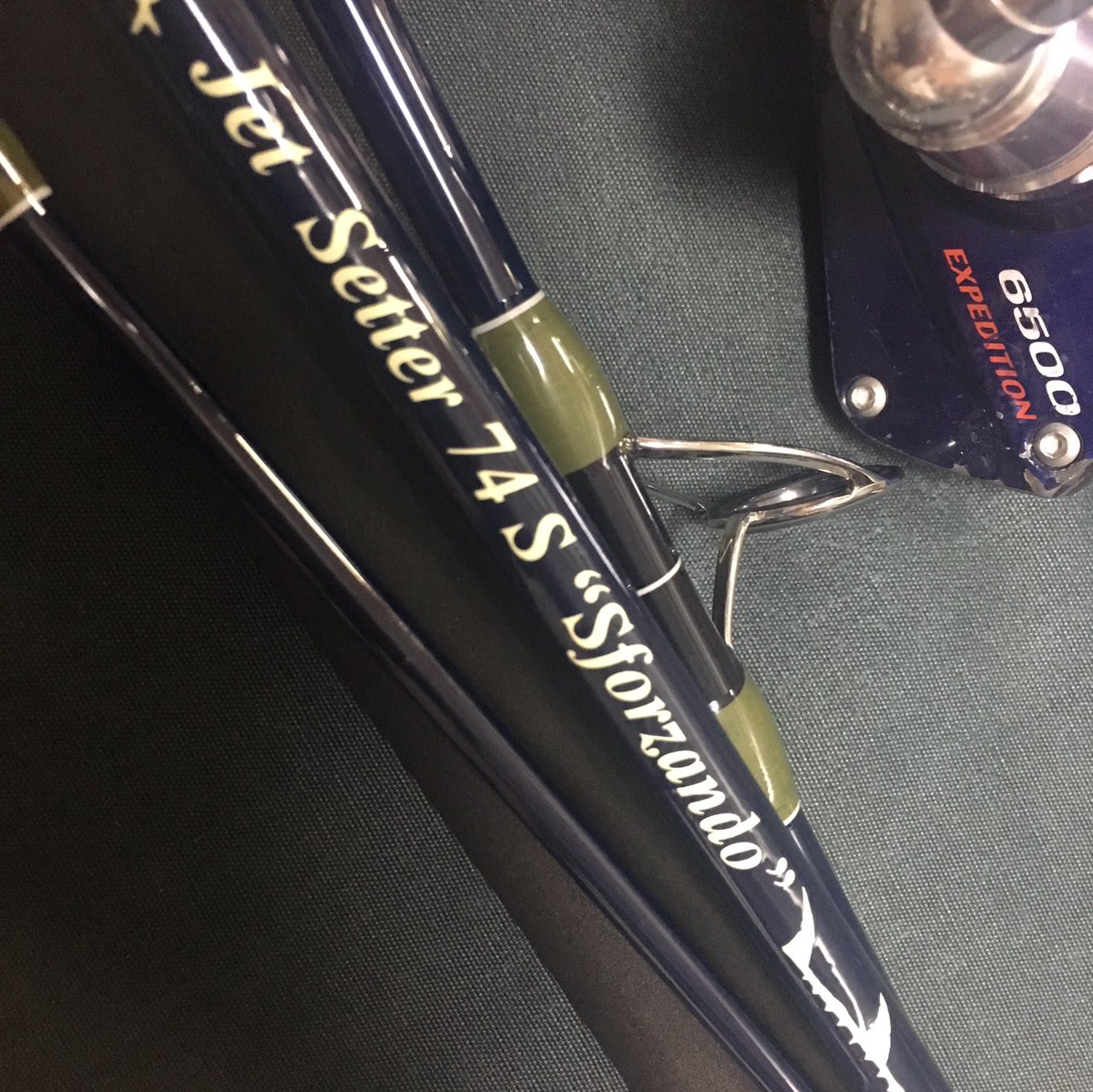 Matsushige Toshihiro در توییتر カッチョいい竿が届きました まだテストモデルとのことですが68s 74s どちらも4ピースのパックロッド ジェットセッター ジェットスロウ 冒険用品 オフショア パックロッド トラベルロッド オフショアジギング オフショア