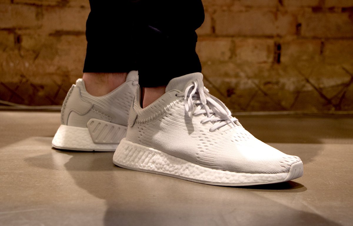 nmd r2 wings and horns