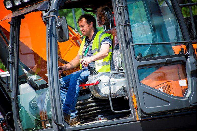 UK Equipment Buyers Get Ready for 3rd Plantworx: blog.machineryzone.com/2017/04/uk-equ… via <a href="/MachineryZone/">MachineryZone</a>