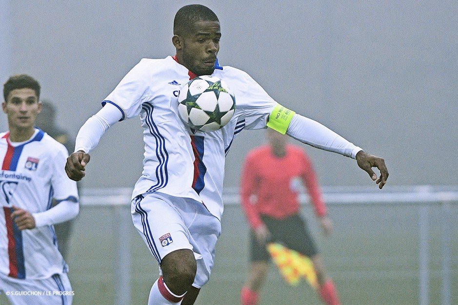 OLPLAY_Officiel's tweet image. ⚽️ Culture Club avec @Heloise_CCOL 
⏰ 18h30
👤 Invité @gedeon_K2🇫🇷
#️⃣ #CCOL
📍 @ParcOL
📺 @OLTV_officiel
💻 #OLWEB