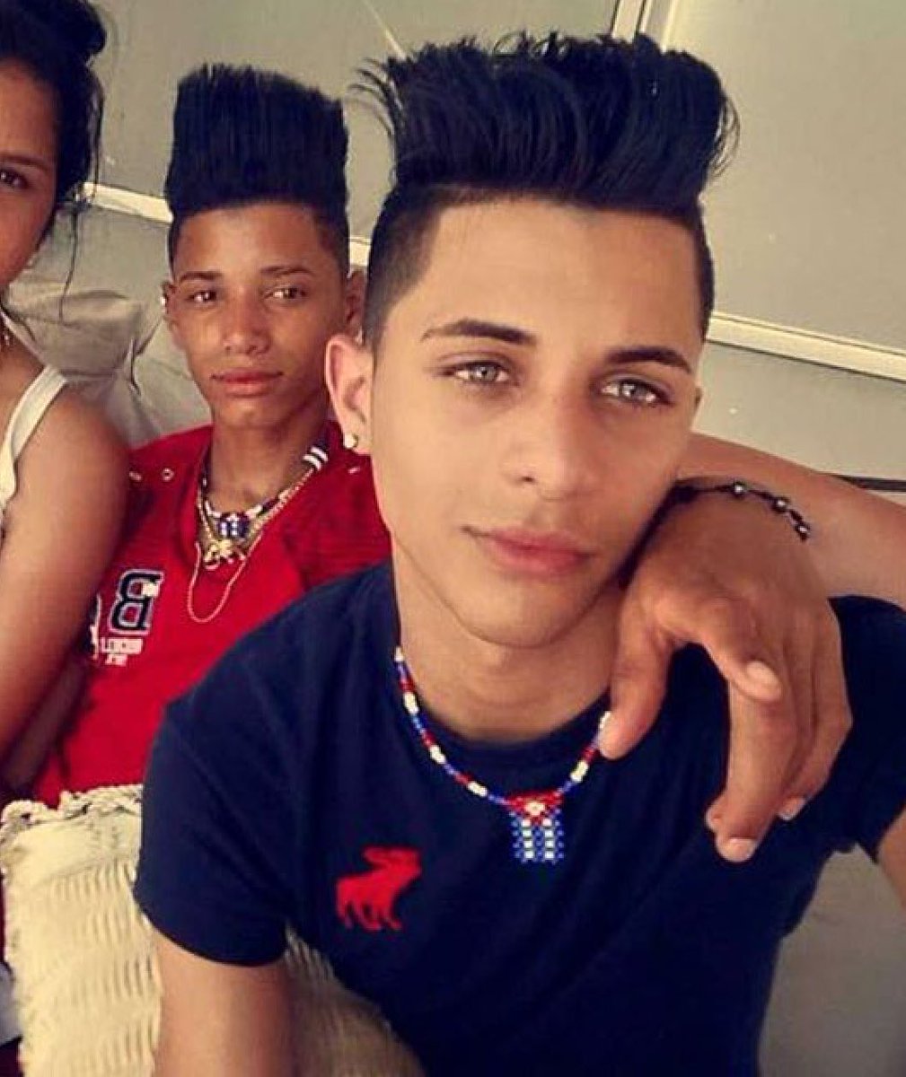 ElErickBrianC's tweet photo. Con Este Peinado Era La Envidia de Toda Cuba #PREMIOSMTVMIAW
#MTVHITCNCO #MTVACTAPPCNCO #MTVEXPOPCNCO https://t.co/Q2dJgDOYLO