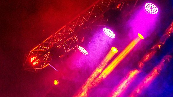 「フォトカツ8」全国ツアーの最初のステージがはじまります！ドキドキがとまりません！ファンのみんなのアツい想い、受け取っているよ！ステージで会おうね！ aikatsu-pos.bn-ent.net/photokatsu8/to… #フォトカツ8キラキラッター