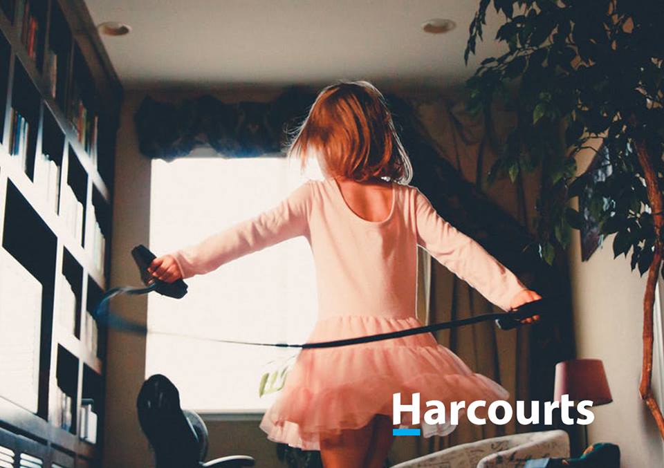 TwoOceansRealty's tweet image. Finding a property is more than just finding a home, it’s where you build memories and create a safe place. 
#Noordhoek #HarcourtsTwoOceans