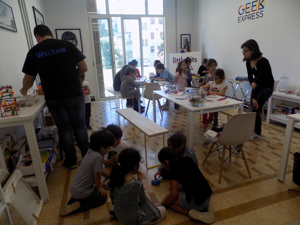 Geek_Express's tweet image. Easter Technology Workshops #makerspace #Youngprogrammers