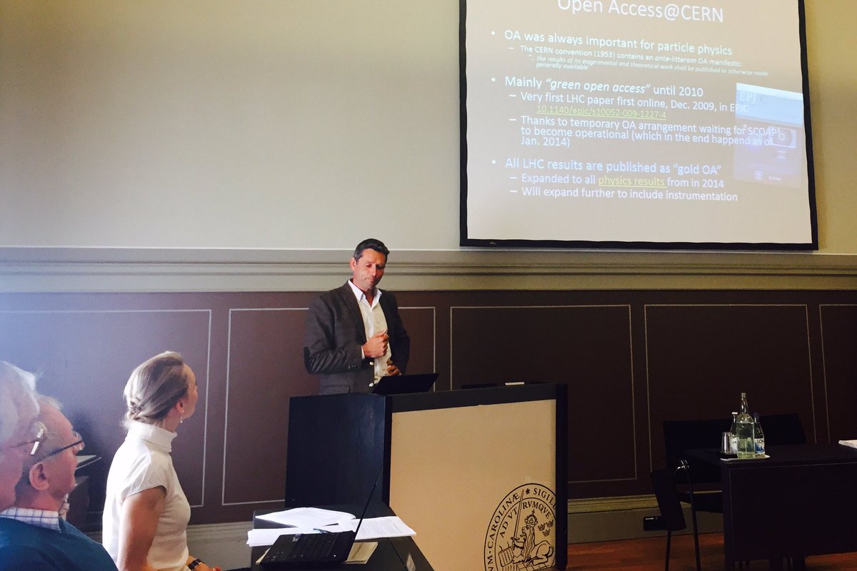EPJscience's tweet image. EPJ scientific advisory committee meeting today: @jensvigen from #CERN joined to talk abt #scoap3 &amp;amp; the commitment to #OA
