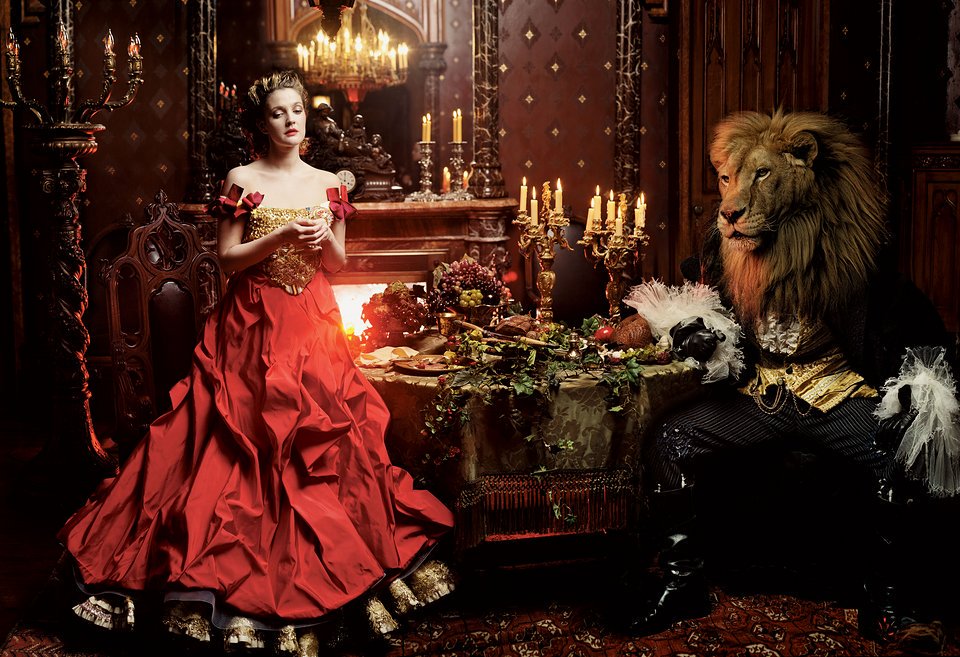 necelpatrick04's tweet photo. When fashion met fairytales in the pages of Vogue: https://t.co/4ZtmmGFmWL by #voguemagazine via @c0nvey https://t.co/O6RKcqmesK