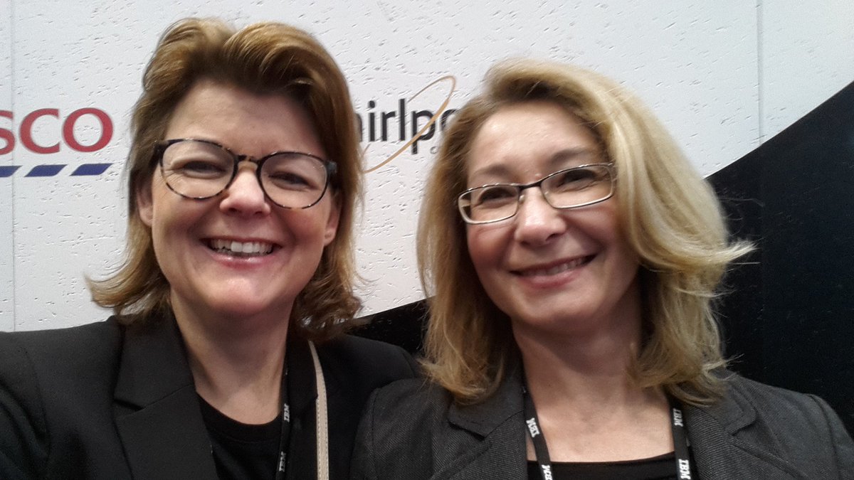 agallmei's tweet image. RT @AnnetteHodapp: Having fun at #hmi17 with @Guelsenbs 😁👭 #ibmhm