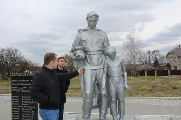 Воинский памятник в поселке Барсуки будет отремонтирован.
#ЕдинаяРоссияТула #ЕР #Тула