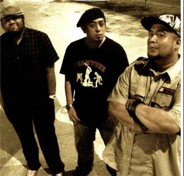 mollyroffeysg's tweet photo. Catch Inerita every Wednesday's on stage as a new band at Molly Roffey's. #livemusic #liveband #mollyroffeys https://t.co/o4DTkIYhfp