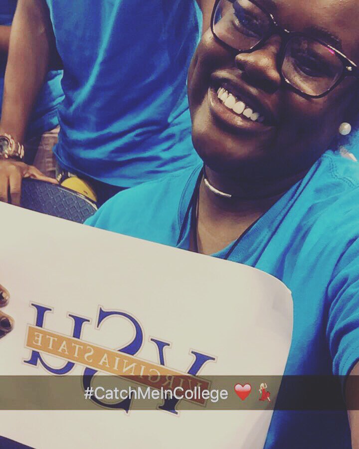 MelaninYan's tweet photo. #VSU21 #CatchMeInCollege2017 #VSU21 🔷🔶 https://t.co/sWiLnqHDVS