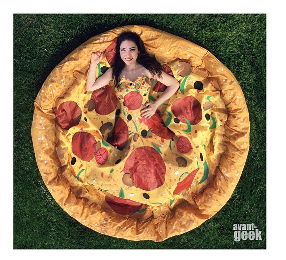 akronpizzatf's tweet photo. This print of the pizza dress is pretty excellent, but sign us up for the actual dress!
https://t.co/lhofcMcQXe https://t.co/lLb1cstUBe
