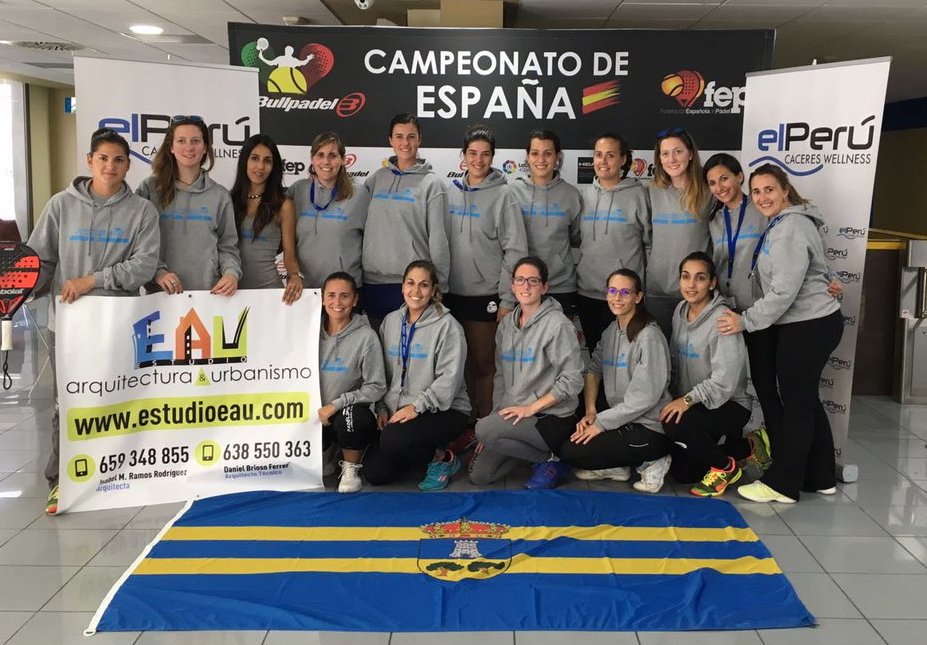 faponline's tweet photo. .@clubcapellania acaricia el ascenso en el Cto. de España por equipos de Segunda @padelfederacion #CE2a https://t.co/NGvvs3Mdtd https://t.co/GqRMcnbnUA