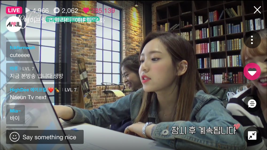Highdee_APRIL's tweet photo. #AifRIL ep.4 was the #M2 videos from before ep.1 😆

But now we could see the behind the scenes 

#APRIL #에이프릴 #에if릴_4화_본방사수이벤트 #에IF릴 https://t.co/JXo39c2GUZ