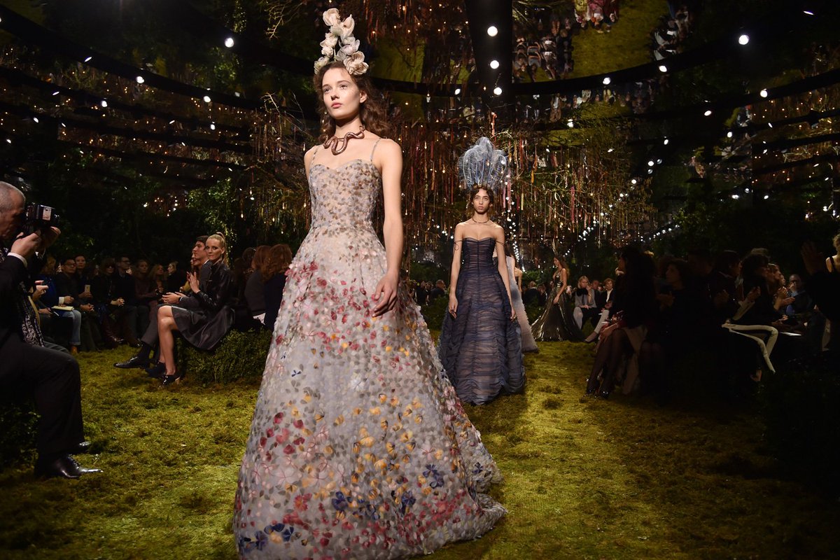 Zeina Shbaklo On Twitter Bernard Arnault France S Wealthiest Man Buys Christian Dior In 10bn Fashion House Deal Evening Standard Https T Co Bqg9x0fpth Https T Co N0oyssh6mv