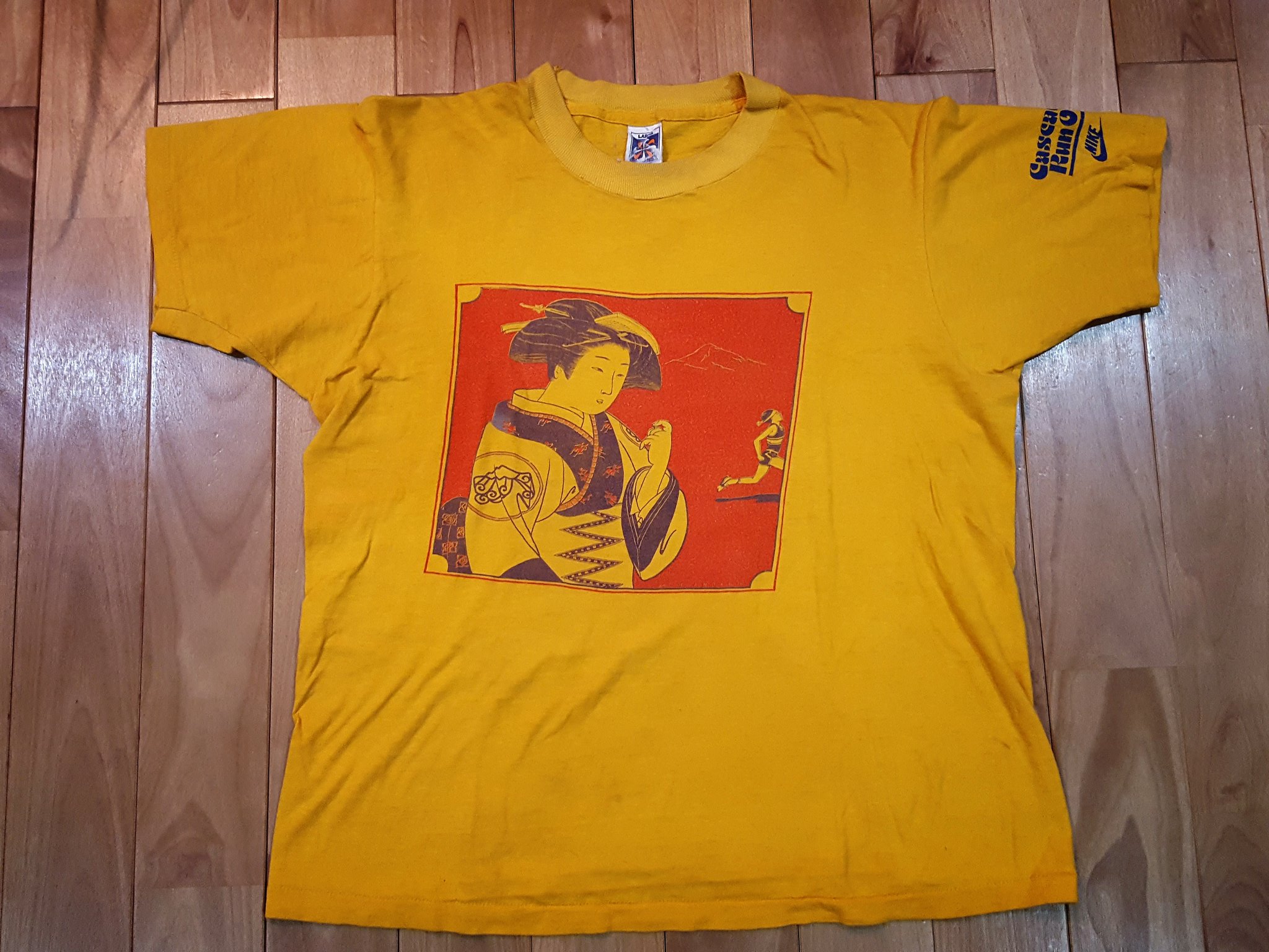 Nike 浮世絵　芸者　Tシャツ 復刻　Lサイズ　美品 NIKE 復刻 芸者 Tシャツ - メルカリ