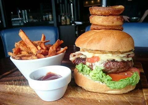 GinthaiDublin's tweet photo. Now there's a burger!
Our special available this week https://t.co/OU3ZJK7ne2