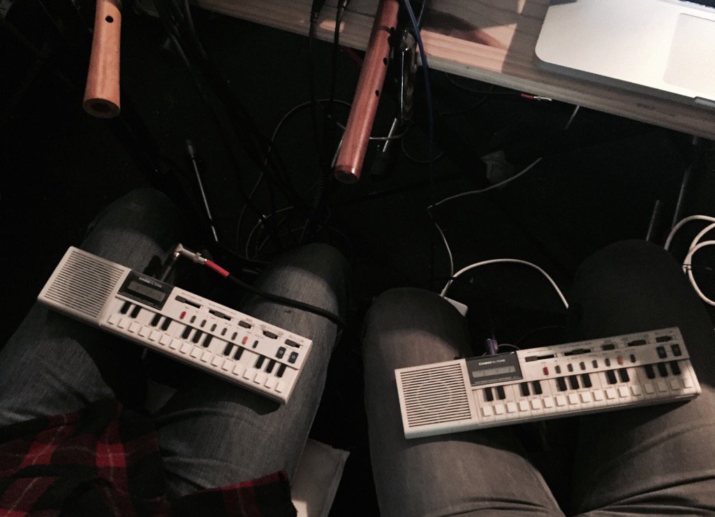 Early morning duetting in the Stargazer's Lounge