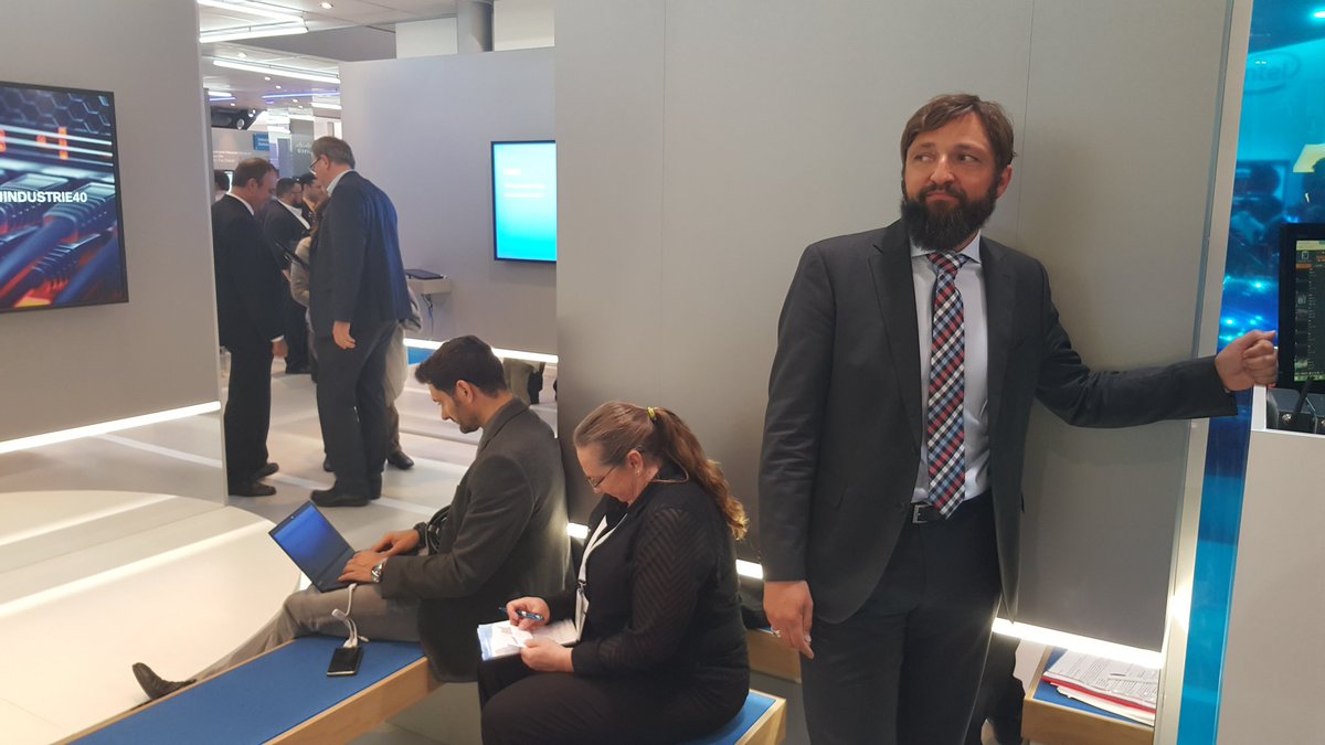 Cisco_Germany's tweet image. Oliver @Tuszik ist bereit #HMI17 #Industrie40 #IoT #DigitizeManufacturing