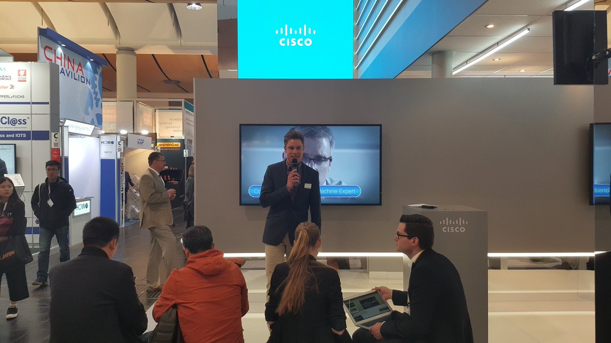Cisco_Germany's tweet image. Oliver @Tuszik ist bereit #HMI17 #Industrie40 #IoT #DigitizeManufacturing