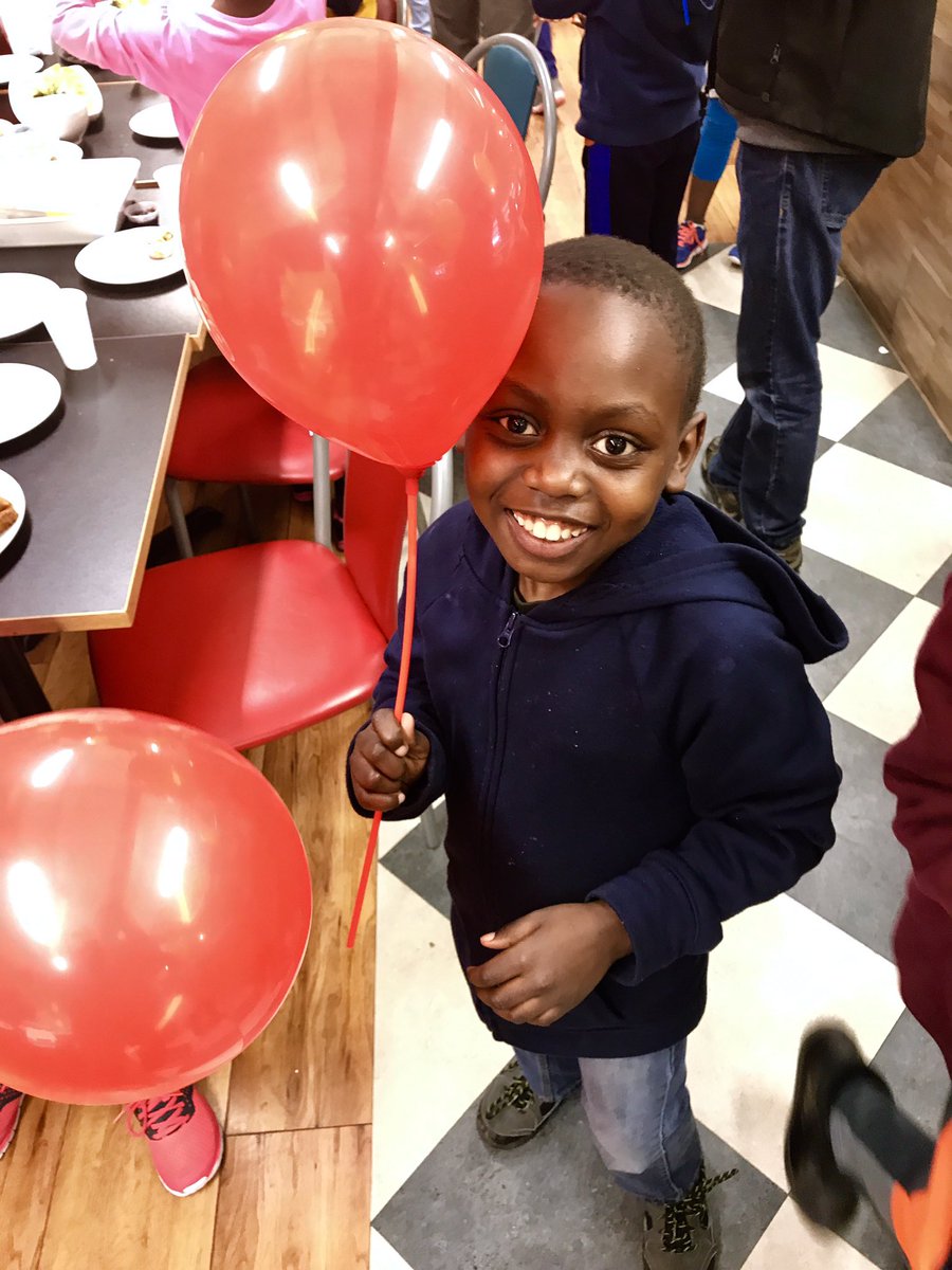 RunninRyan08's tweet image. Huge shoutout/thanks 2 @Tesco in Durham 4 showing lots of love to @acchoir today! Kids are saying "This is one of the best days of my life!"