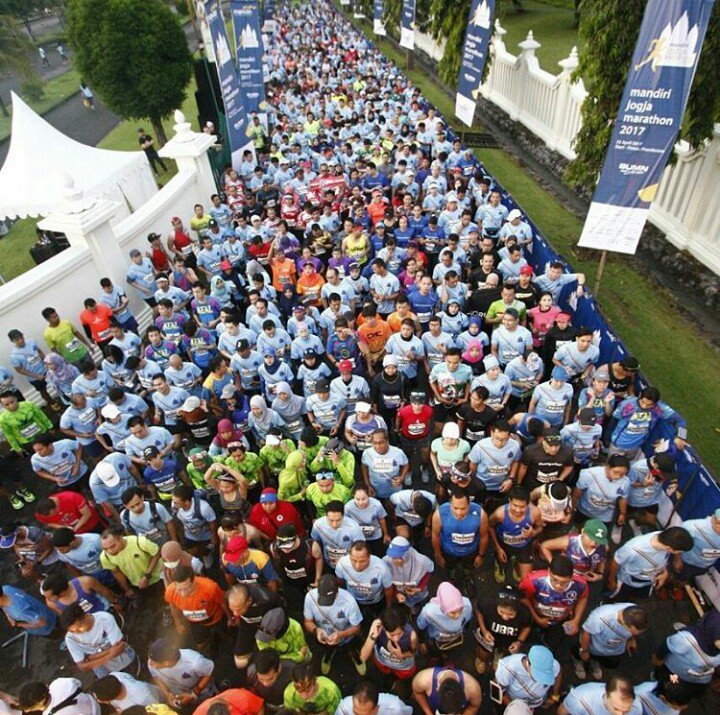 Sebanyak 6,210 pelari meramaikan Mandiri Jogja Marathon 2017 bersama <a href="/MesaRace/">MesaRace</a>