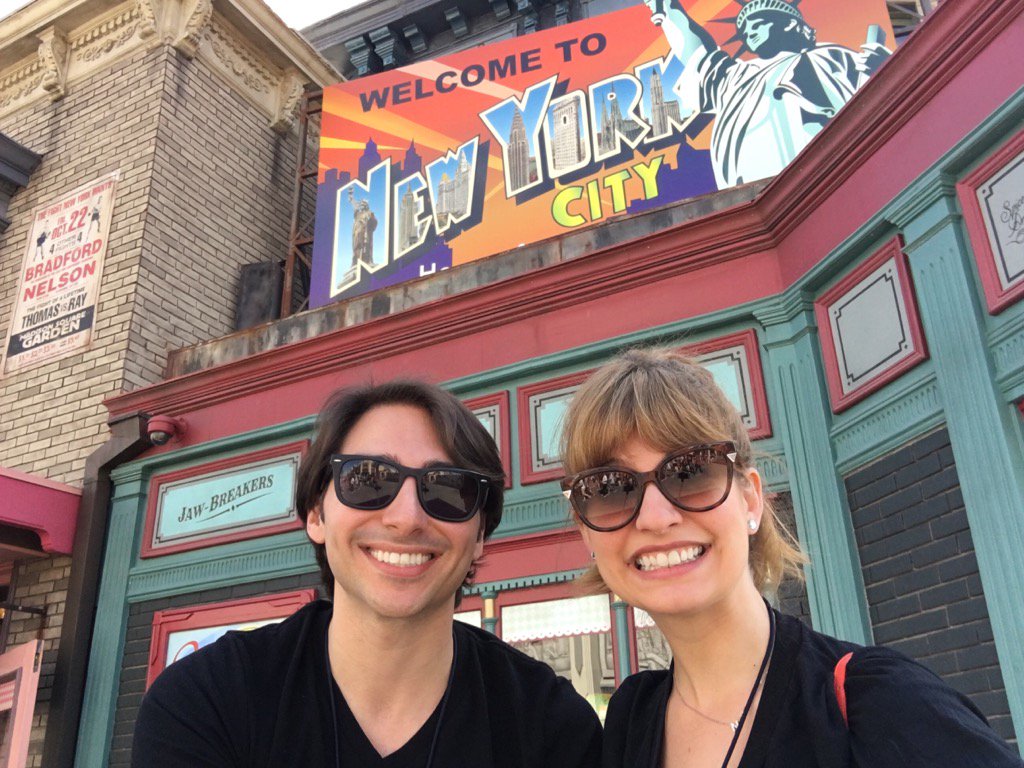 We love New York, but this dreary weather has us wishing we were still in sunny LA posing under a fake NYC sign.