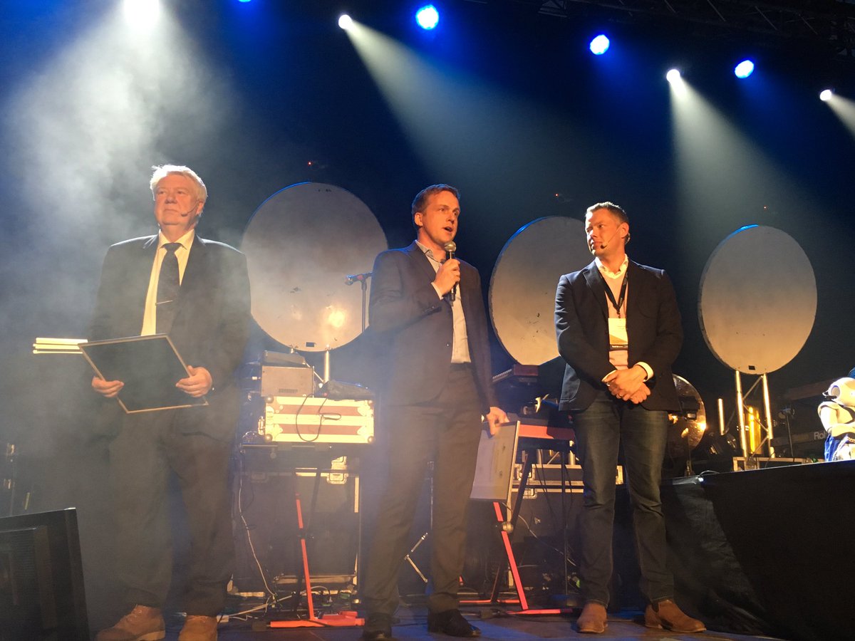 RISEsweden's tweet photo. Stolta över Åforsk-stipendium till vår spinnoff #DPPatterning!#trycktelektronik @LEADdotSe @RISEAcreo #SIR17 #spinoff #innovation https://t.co/JGuMznfrUp