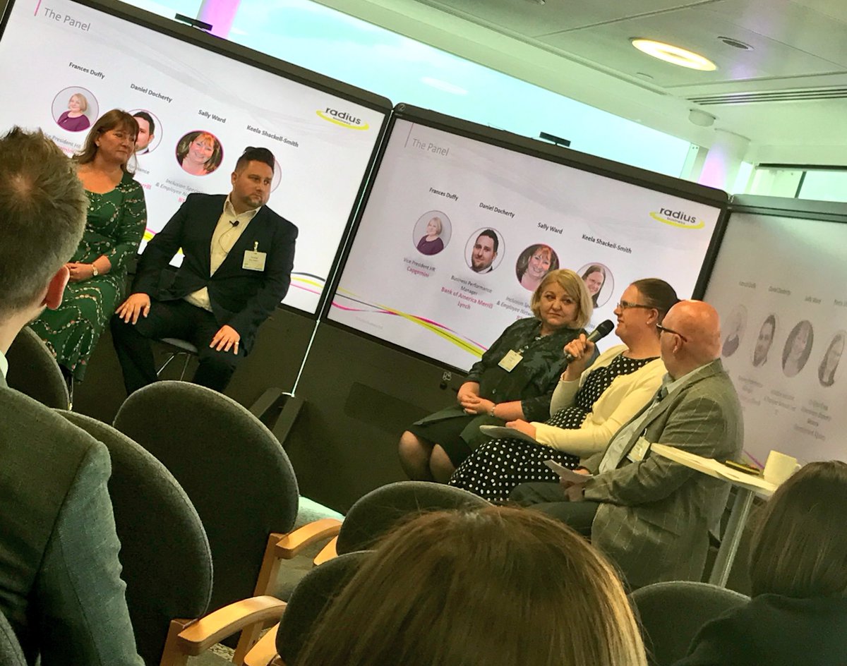 chris_howard's tweet photo. Listening to how "network members own their networks" and the power of listening to colleagues. #EngagingNetworks https://t.co/K2f6jXfJXJ