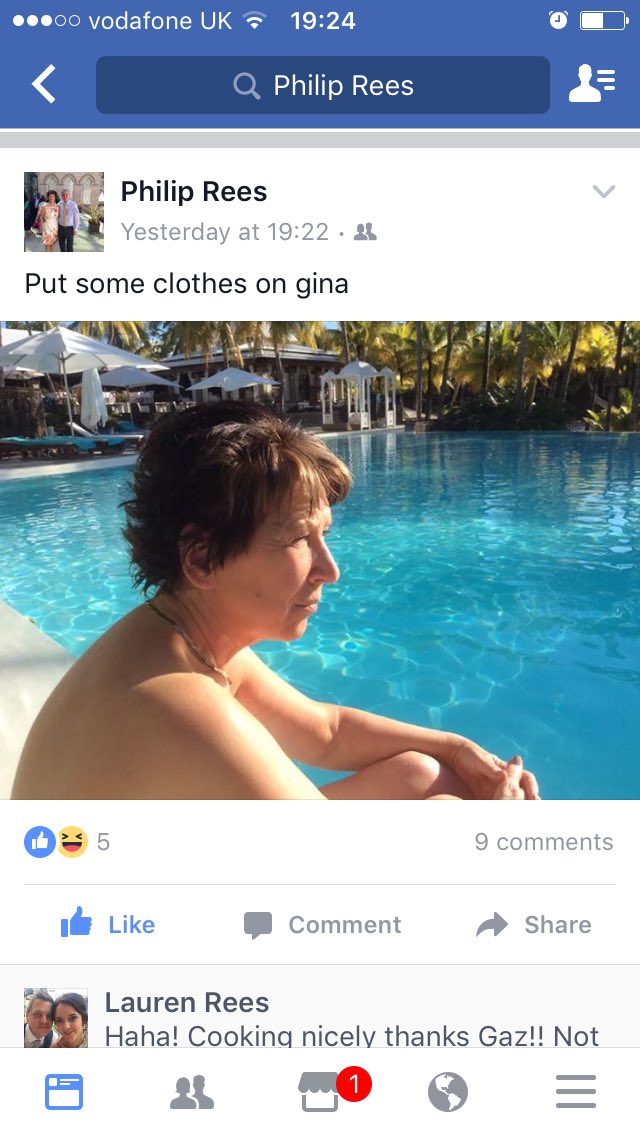 angharadrees1's tweet photo. My Dad's holiday updates on Facebook are killing me 😂😂😂 https://t.co/nB6RZUKhlA